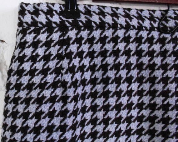 1980s Gray & Brown Houndstooth Skirt | 80s Hounds… - image 5