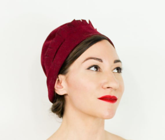 1920s Red Wool Cloche Hat | 20s Cranberry Red Woo… - image 6