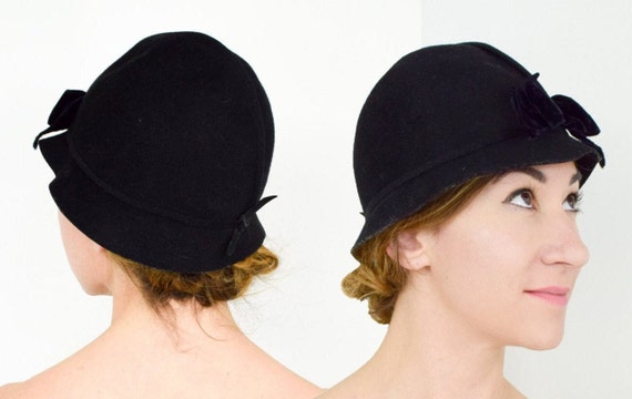 1930s Vintage Black Wool Felt Cloche Hat | Velvet Bow - Gem display picture 1