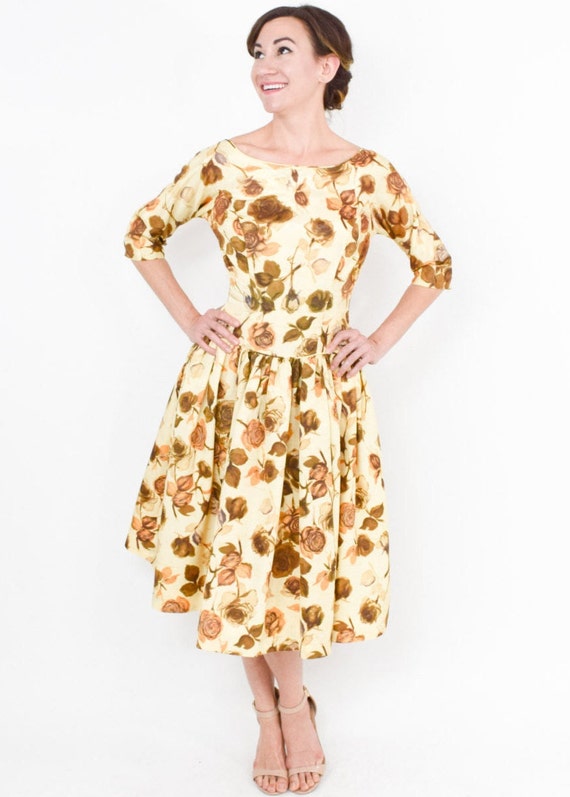 1950s Gold Floral Sateen Dress | 50s Yellow & Gol… - image 3