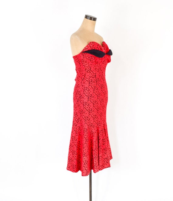 1950s Red Lace Cocktail Dress | 50s Red Lace Stra… - image 4