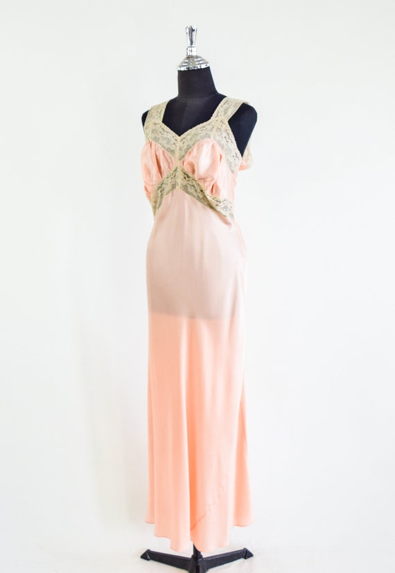 1930s Peach Long Nightgown | 30s Pale Peach Night… - image 3