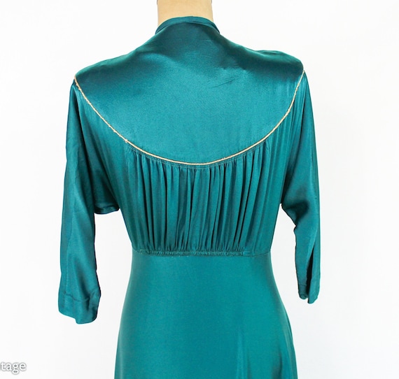 1940s Emerald Green Silk Robe | 40s Green Dressin… - image 7