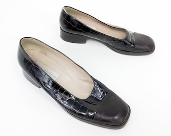 1990s Bandalino Brown Leather Flats | Vintage Faux Alligator Loafers,  US 8