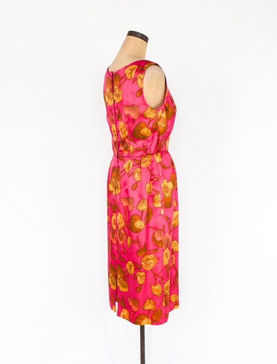 1950s Pink Floral Wiggle Dress | 50s Fuchsia Flow… - image 7