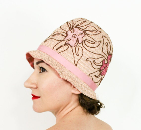 1920s Pink Cloche Hat | 20s Pale Pink Woven Raffi… - image 1