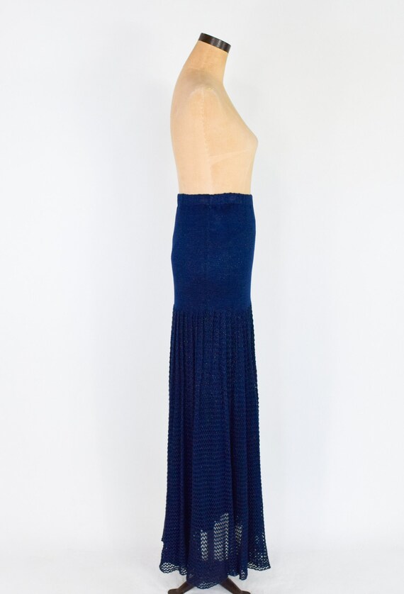 1980s Navy Knit Strapless Maxi Dress | 80s Navy C… - image 7