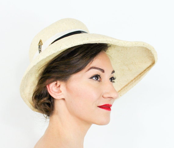 1960s Straw Large Brim Hat  60s White Straw Wide Bri… - Gem