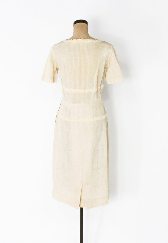 1950s Beige Cotton Summer Dress | 50s Beige & Lac… - image 6