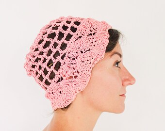 1970s Pink Crochet Hat | 70s Pink Crochet Cloche | 1920s-like Pink Cloche |  One Size