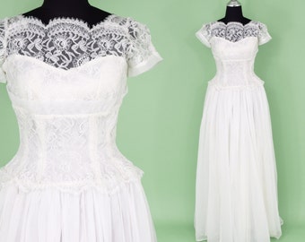 1950s White Wedding Gown | 50s White Lace Full Skirt Princess Gown | Wedding | X-Small