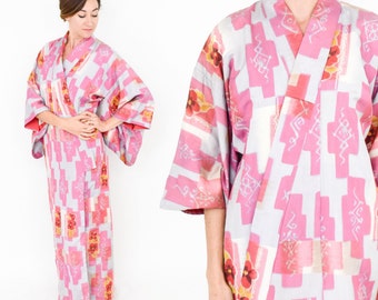 1950s Pink Silk Kimono | 50s Pink Magenta Print Kimono