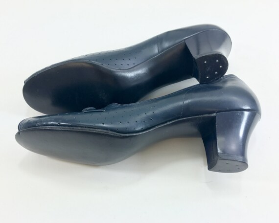 1940s Navy Peep Toe Heels | 40s Navy Leather Heel… - image 3