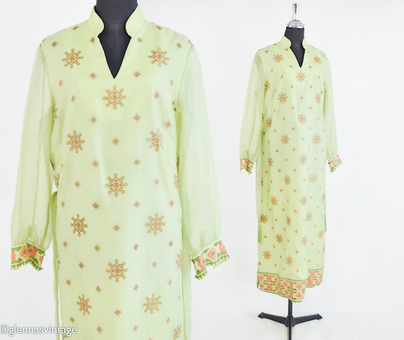 Alfred Shaheen | 1970s Green Screen Print Shift D… - image 1