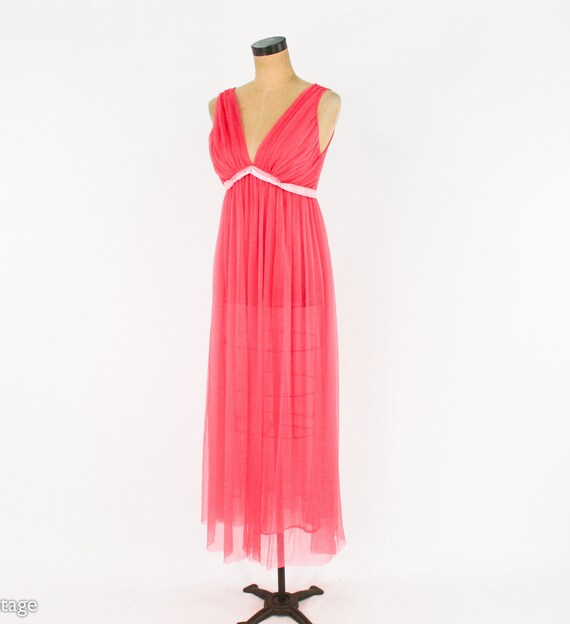 1950s Pink Pleated Nightgown | 50s Coral Pink Nig… - image 3