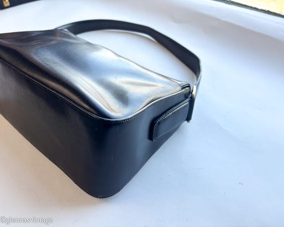 【希少】90s DKNYレザーウエストポーチ アンティークゴールド金具 スクエア Charis Poche（カリスポシェ） フック ナスカン 金具 パーツ