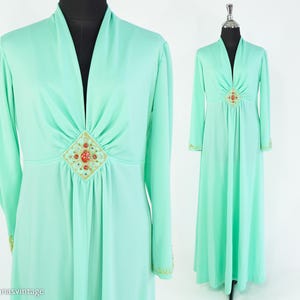 Turquoise gebreide avondjurk jaren 1970 | Jaren 70 mintgroene polyester gebreide maxi-jurk | Gemiddeld