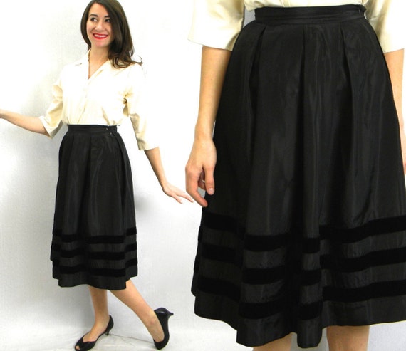 1950s Black Taffeta & Velvet Full Skirt | 50s Blac