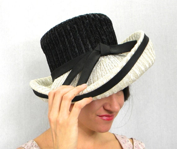 1960s Black White Raffia Wide Brim Hat | 60s Blac… - image 4