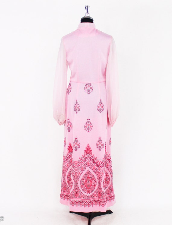 1970s Pink Border Print Maxi Dress | Pink Maxi Dr… - image 6