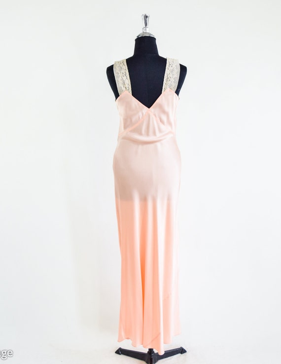 1930s Peach Long Nightgown | 30s Pale Peach Night… - image 5