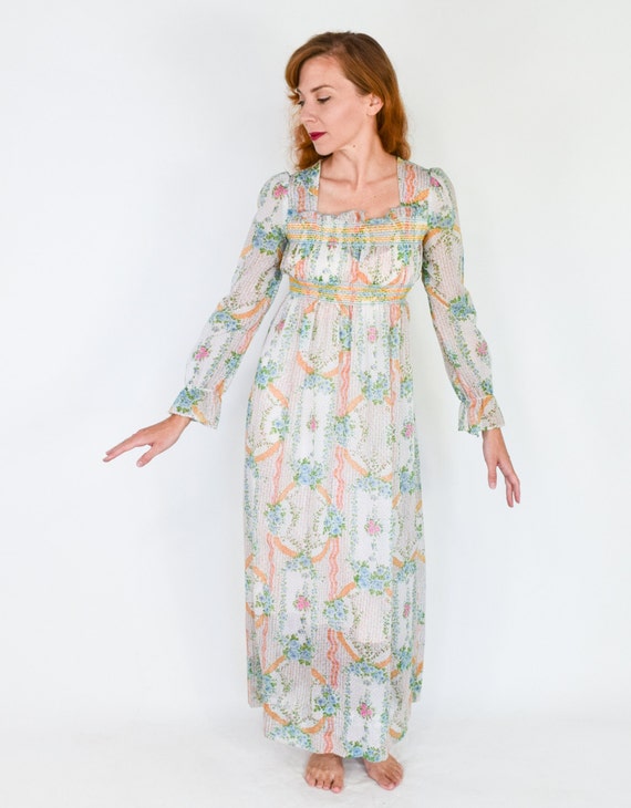 1970s Floral Maxi Peasant Dress | 70s Floral Shee… - image 2