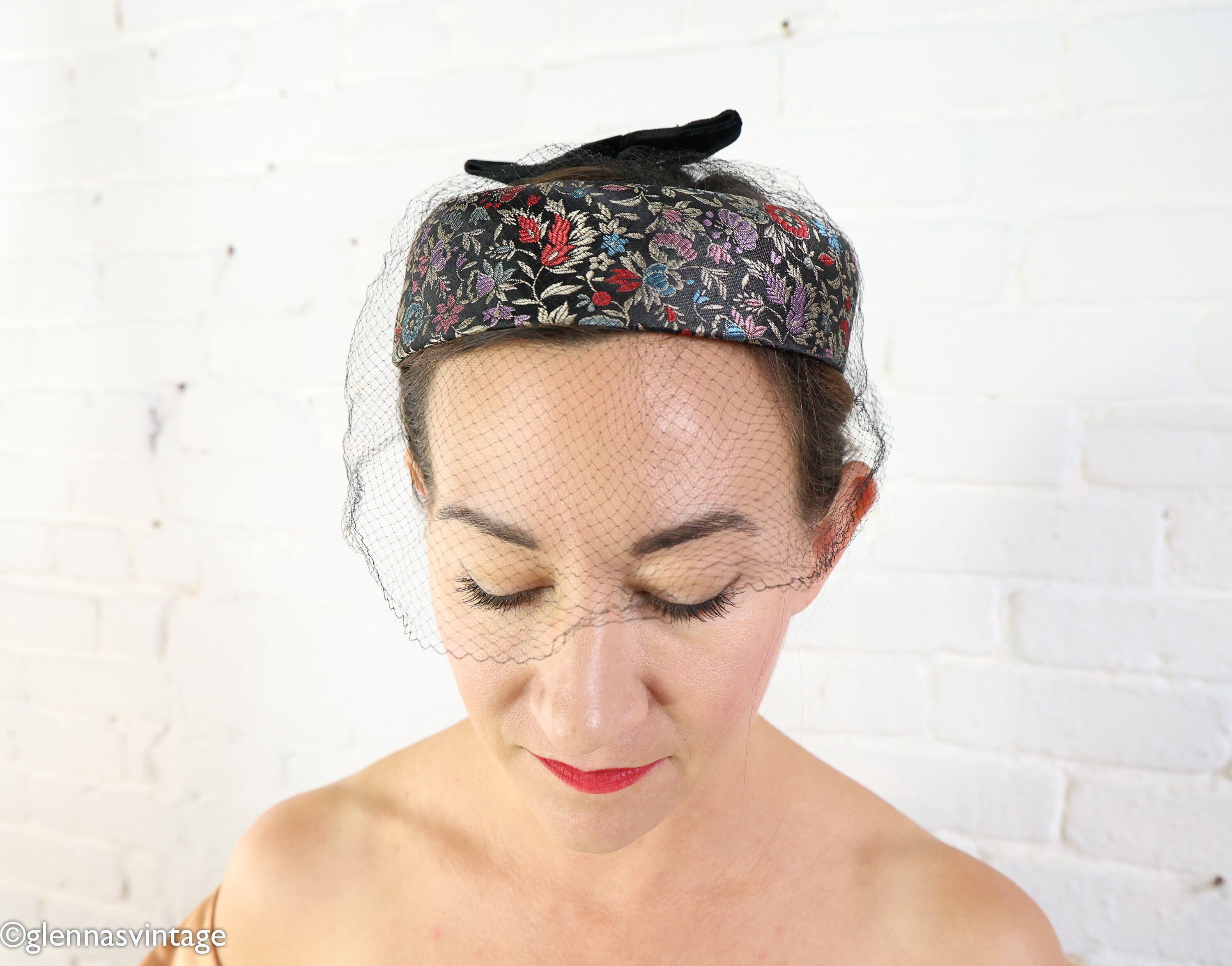 1940\'s FILENES Beaded Brocade Pillbox Hat Special Occasion Pillbox Blue Vintage Hats for Women for  main image 3