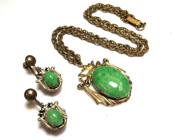 1940s Green Peking Glass Jewelry Set | 40s Green … - image 1