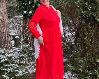 Linen dress. Lady in Red. Richelieu embroidery, Boho style