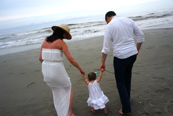 white dress for beach family photos Hawaii Family Photos | Family Vacation Photos | Beach Photos