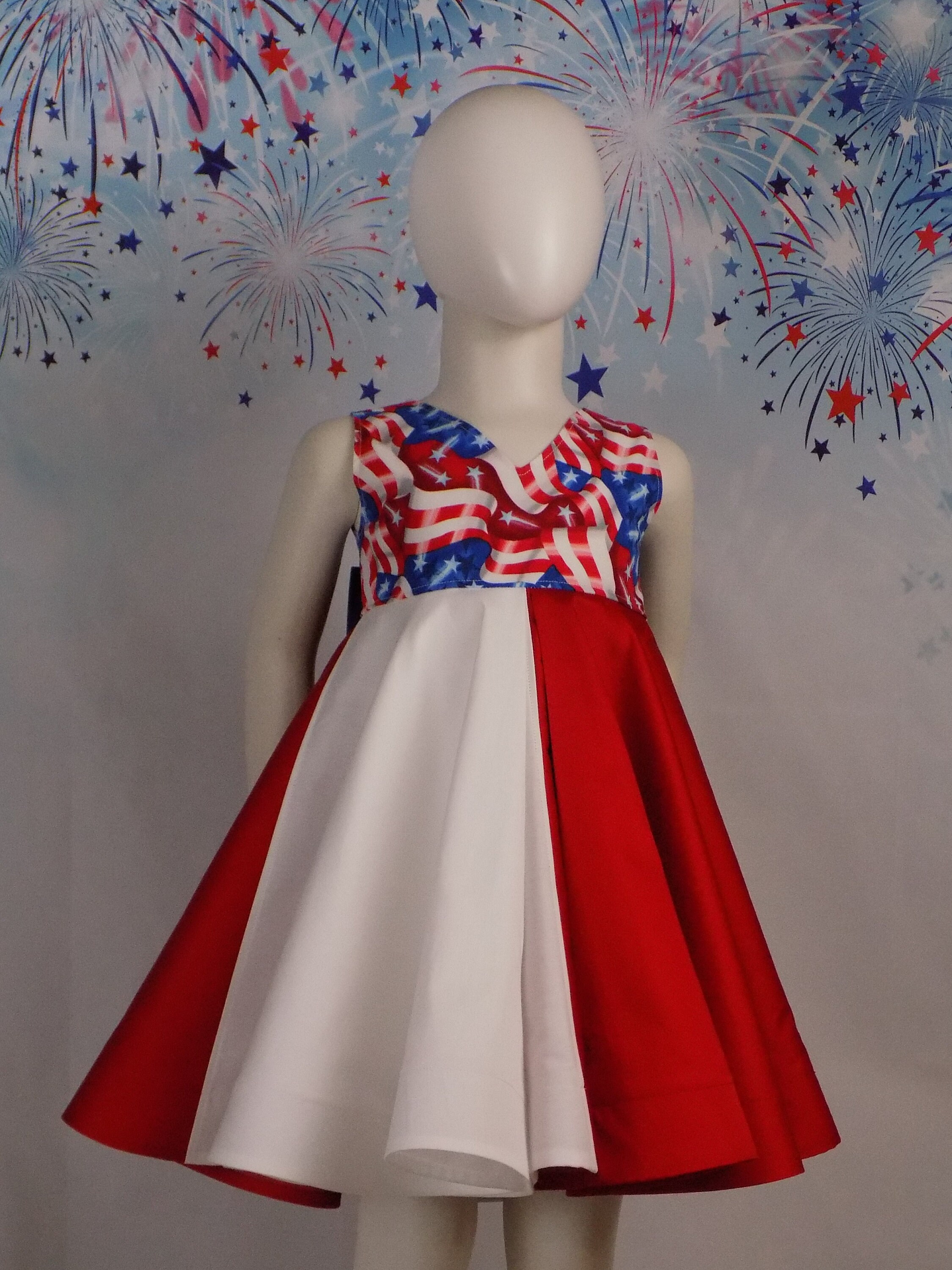 red white blue pageant dress Sz 4/5 Red White Blue Patriotic Beaded