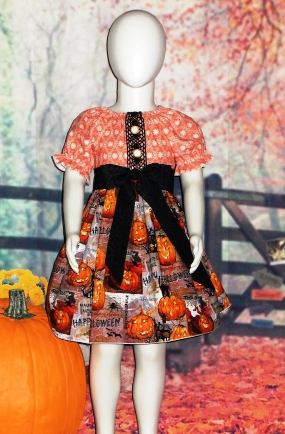 short sleeve halloween dress Amazon.com: JEOCODY Bat Halloween Dress for Women Vintage Short Sleeve Summer Dress Plus Size A-Line Skater Dress Retro Swing Dresses Halloween Costume : Clothing, Shoes & Jewelry