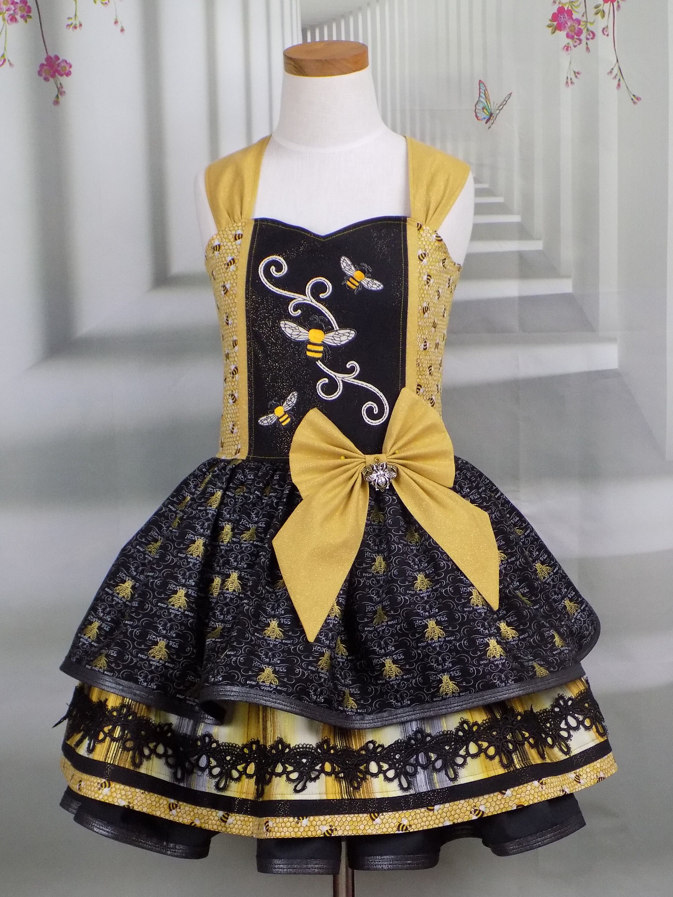 Queen Bee Outfit, Bee Pageant Dress, Queen of Bees Costume, OOC