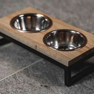 SMALL Double Elevated Dog Food Stand 9 cm Height BILAR Pet Feeder Feedeing Station Oakwood PERSONALIZED Engraving