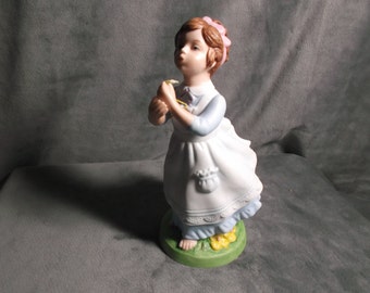 Vintage Avon Bisque Porcelain Girl Figurine 1982