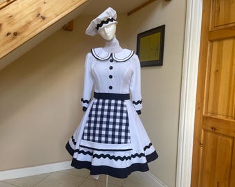 1950s Retro Chef Costume with Gingham Apron, Vintage Baker Dress and Chef Hat Pin Up Kitchen Uniform for Photoshoots