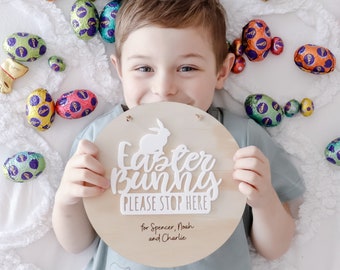 Easter Bunny Please Stop Here Plaque - Easter Sign - Personalized Easter Decor - Wall Hanging Easter - Easter Bunny Kids Sign - Door Sign