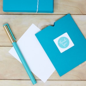 Enveloppes turquoise foncé à manches ouvertes - Lot de 12 - 3 1/2" x 4 1/4" - Bleu merci - Encarts blancs - Pour les clients, l'emballage de la commande, etc.