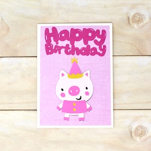 Party Pig in Pink - Carte d'anniversaire - Police à bulles amusante Happy Birthday - Cochon souriant avec chapeau de fête - Enveloppe incluse - 4" x 5 1/2"