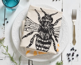 Honeybee Tea Towel - Organic Cotton - Flour Sack Kitchen towel - Bee - Eco Friendly Decor - Unpaper Towels - Honey Bee - Pollinator Gift