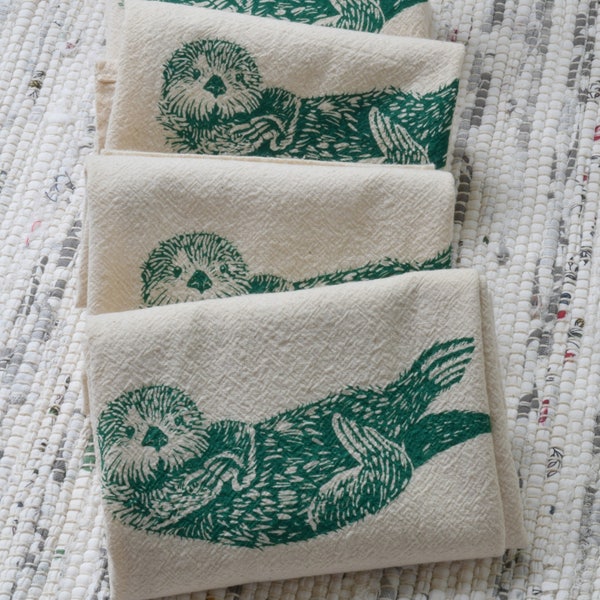 Otter Cloth Napkins - Organic Cotton - Set of 4 - Animal Decor - Table Setting - Organic Napkins - Kitchen Towels - Unpaper Towels - Green