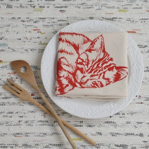 Cat Tea Towel - Organic Cotton - Flour Sack Towel - Screen Printed - Unpaper Towel - Kitchen Towels - Sleeping Kitten - Red Print