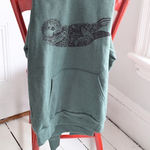 Otter Hoodie Unisex Adult Sweatshirt Animal Print Pullover Hoodie Kangaroo Pockets Fleece Dark Green Hoodie Cute Sea Otter image 3