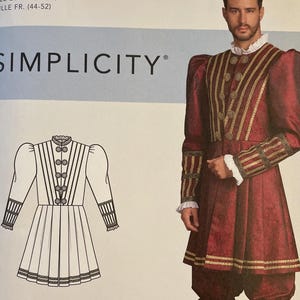 Peut inclure: Patron de costume Simplicity pour une tenue de style Renaissance. Le patron comprend un dessin du costume et une photo d'une personne le portant. Le costume est bordeaux avec des bordures dorées, un col à volants et des bottes noires. Mesures en cm.