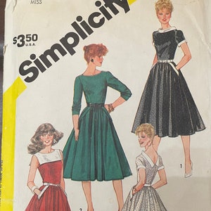 Simplicity 6027 Pattern UNCUT 1980s Retro 50s Look Back Buttoned Dress Short Long Sleeves or Sleeveless Fit Flare Below Knee Size 8 or 14