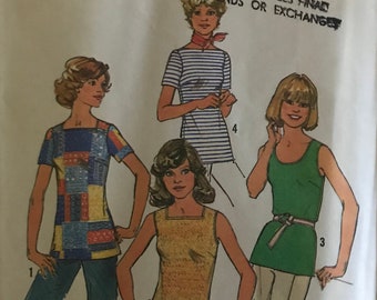 Simplicité 7533 Modèle non coupé années 1970 vintage sans manches ou chemise à manches courtes en dessous de la hanche Longueur carrée Ronde ou Bateau Taille 16 Buste 38 »