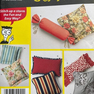 Simplicity 1044 Pattern UNCUT Sewing Patterns for Dummies Easy Pillows Neck Roll Square Rectangle Pom Poms and Fringe Trim Contrast VA
