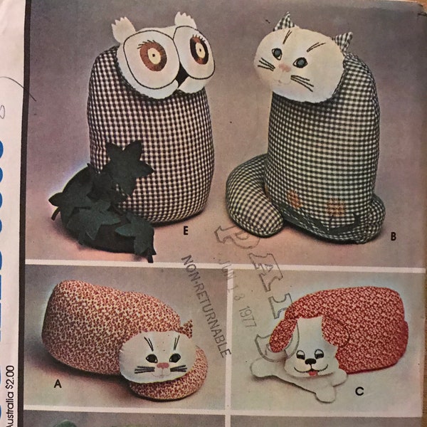 McCalls 5303 Pattern UNCUT 1970s Carefree Plush Toys Owl Pussy Cat Puppy Dog and Rabbit Contrast Fabric - Classic Primitive