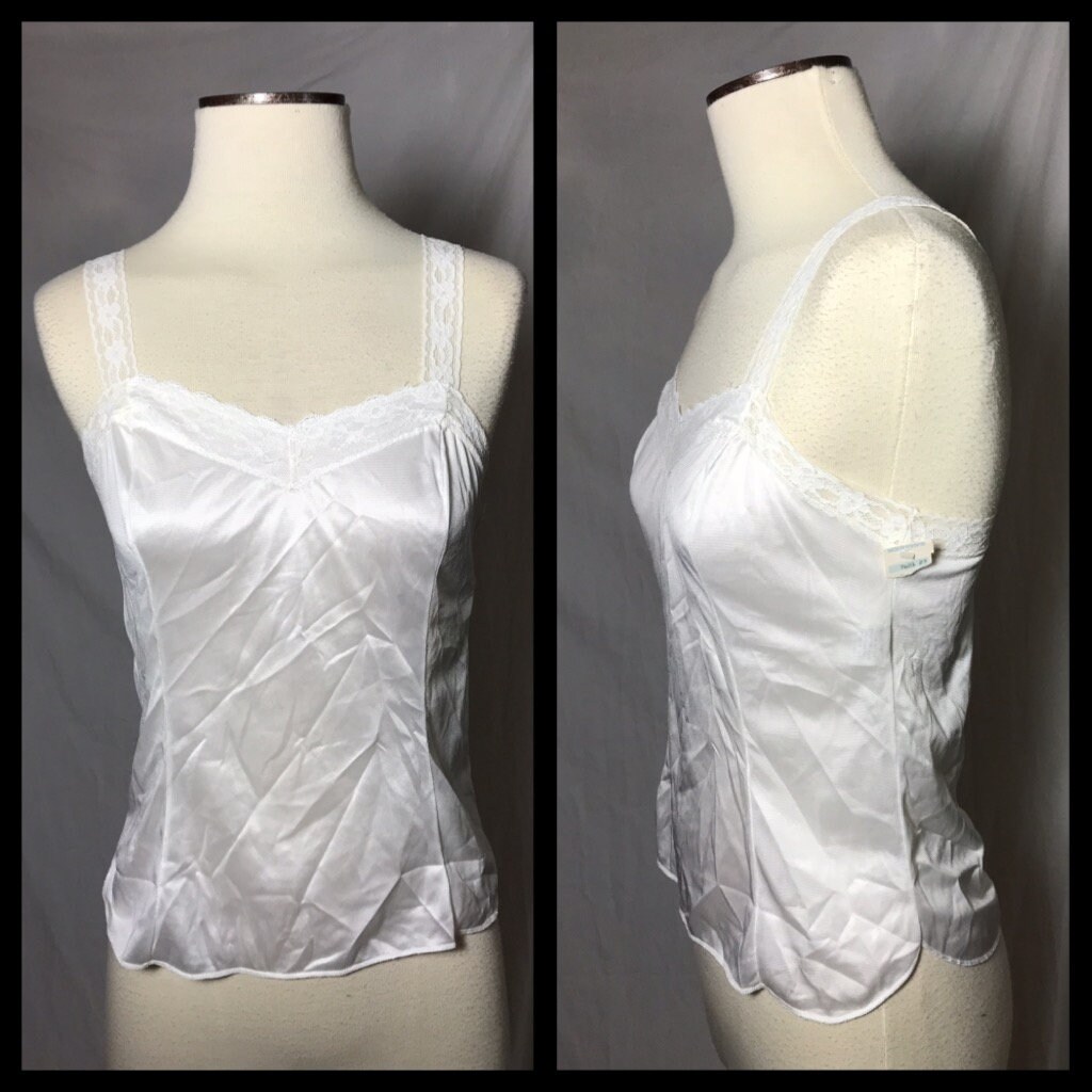 Vintage Smaxx White Nylon Camisole With Elastic Lace Straps