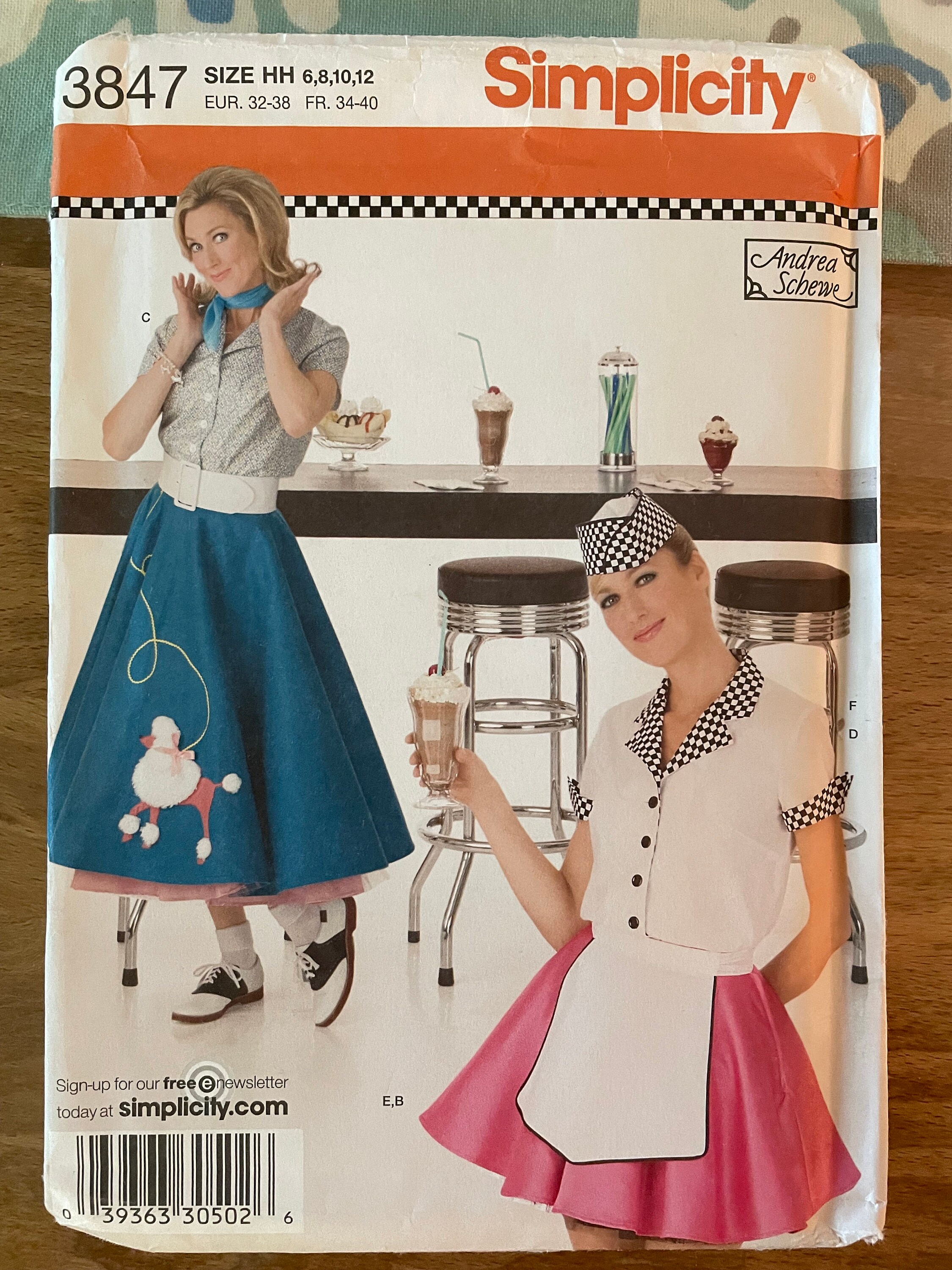 50s Waitress Pattern picture